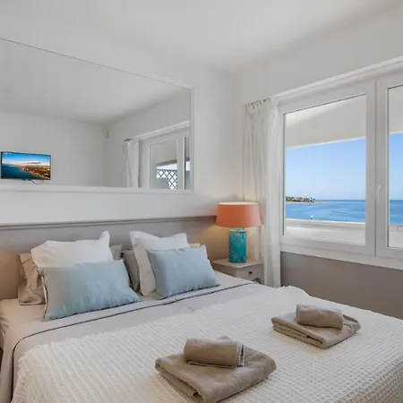 Beach-line With 3 Bedrooms In *