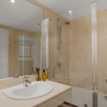 Beach-line With 3 Bedrooms In Estepona