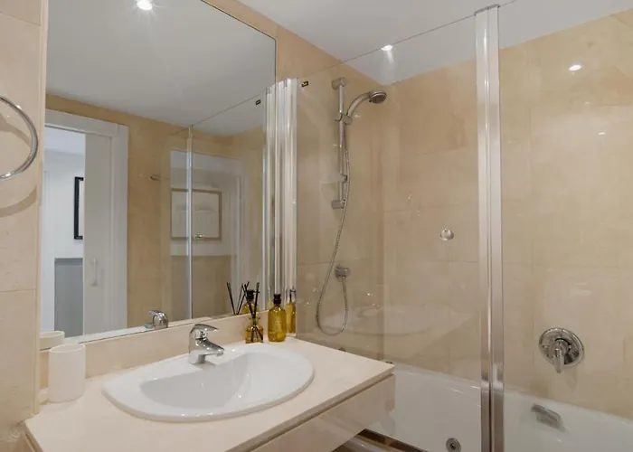 Beach-line With 3 Bedrooms In Эстепона